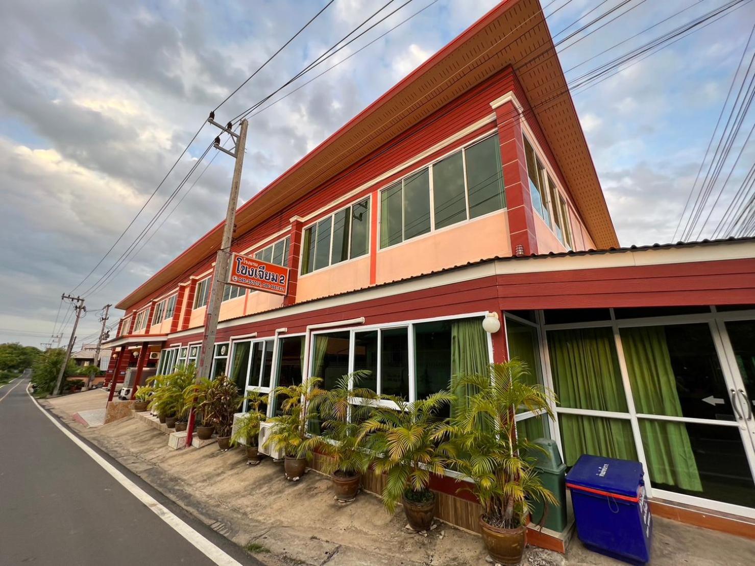 孔詹2号酒店 外观 照片